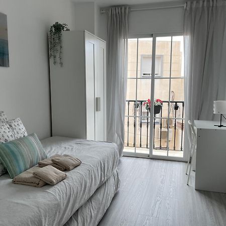Moderno Piso De 3 Dormitorios En La Playa De Rincon De La Victoria Malaga 외부 사진
