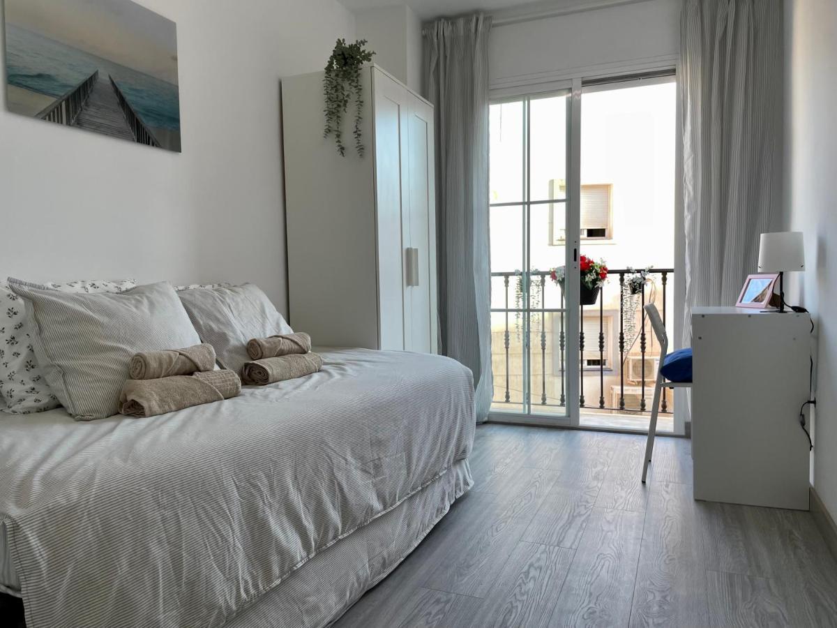Moderno Piso De 3 Dormitorios En La Playa De Rincon De La Victoria Malaga 외부 사진